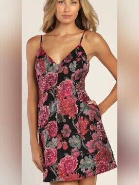 Lulus Bewitching Blooms black floral jacquard mini dress NWT Medium
